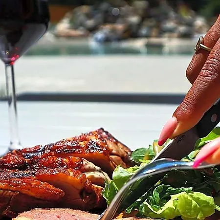 L'alcove Restaurant מלון Villematier