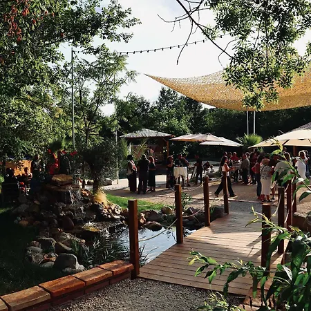 L'alcove Restaurant فندق