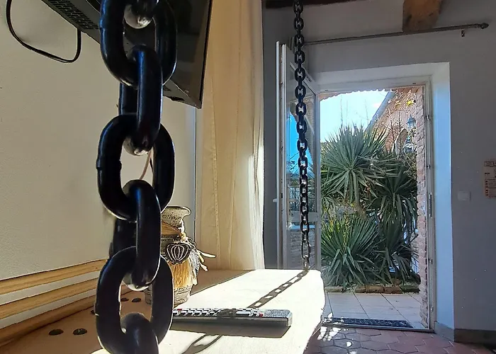 L'alcove Restaurant فندق Villematier